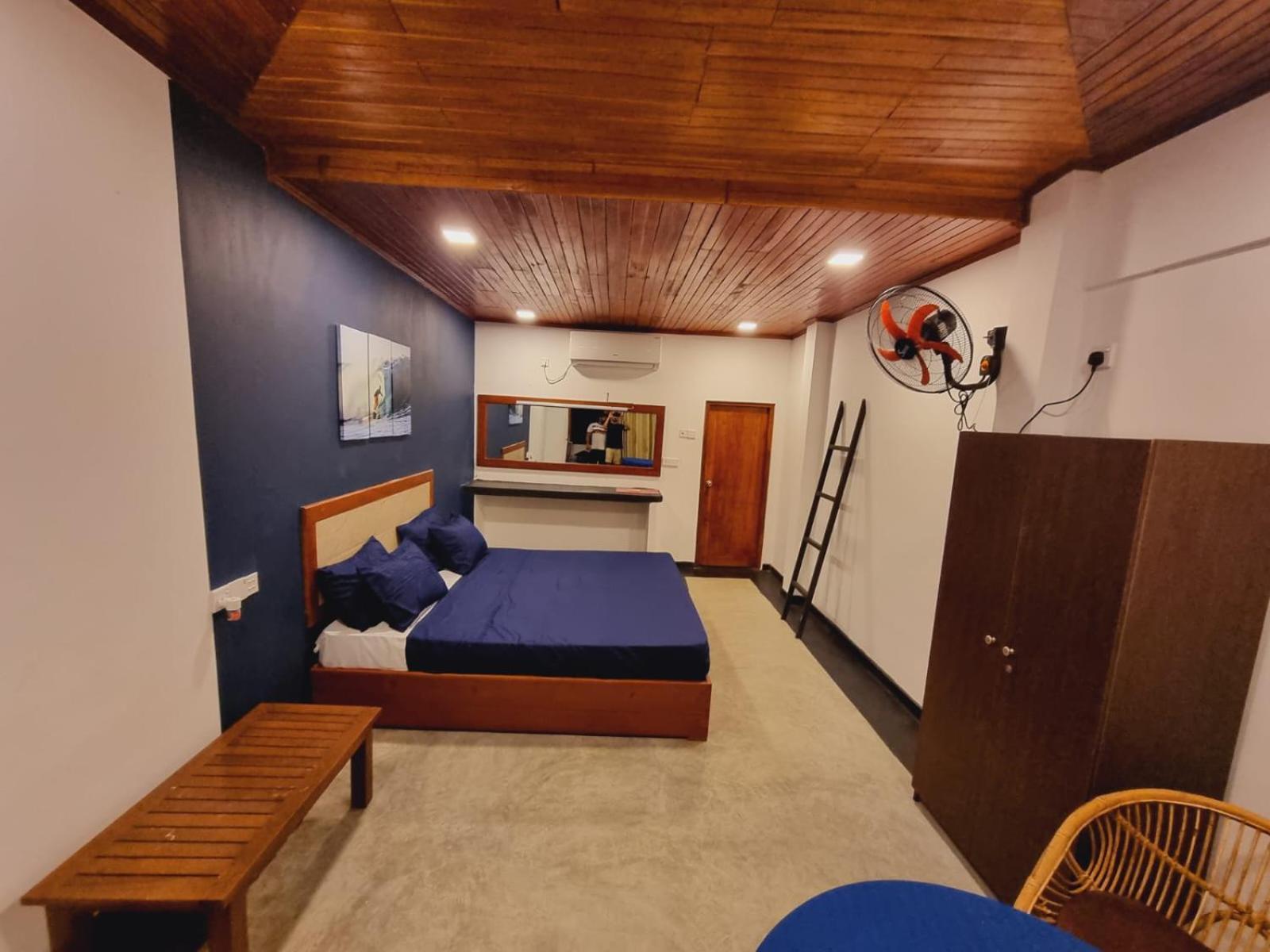 Sandil Surf House Ahangama Room photo